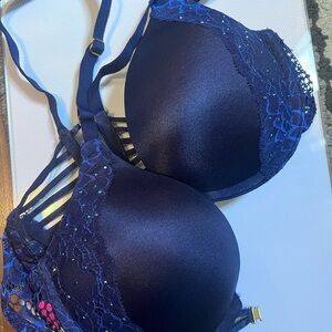 La SENZA Blue Lace Trim Bra with Multi-Strap Design
